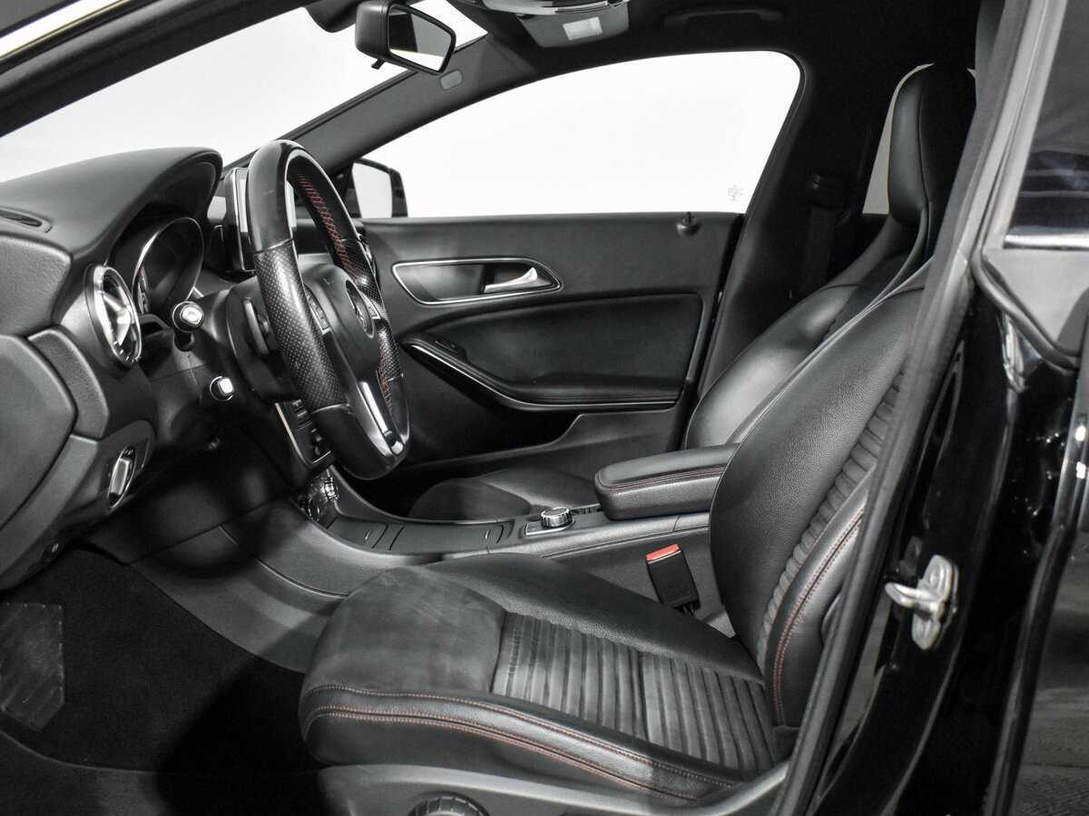 Mercedes-Benz CLA с пробегом — 2013 год. Фото: #7