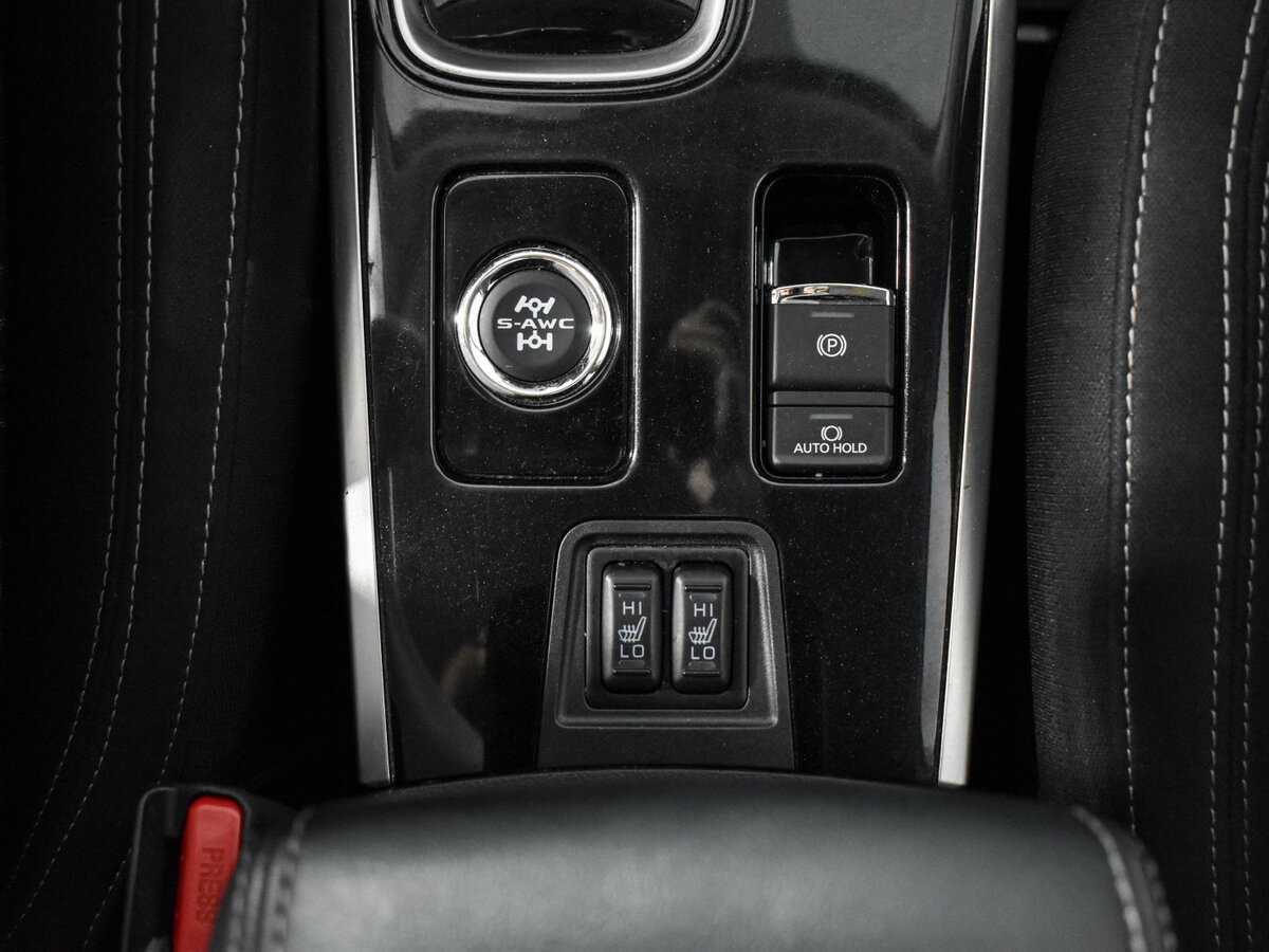 Mitsubishi Outlander с пробегом — 2021 год. Фото: #8