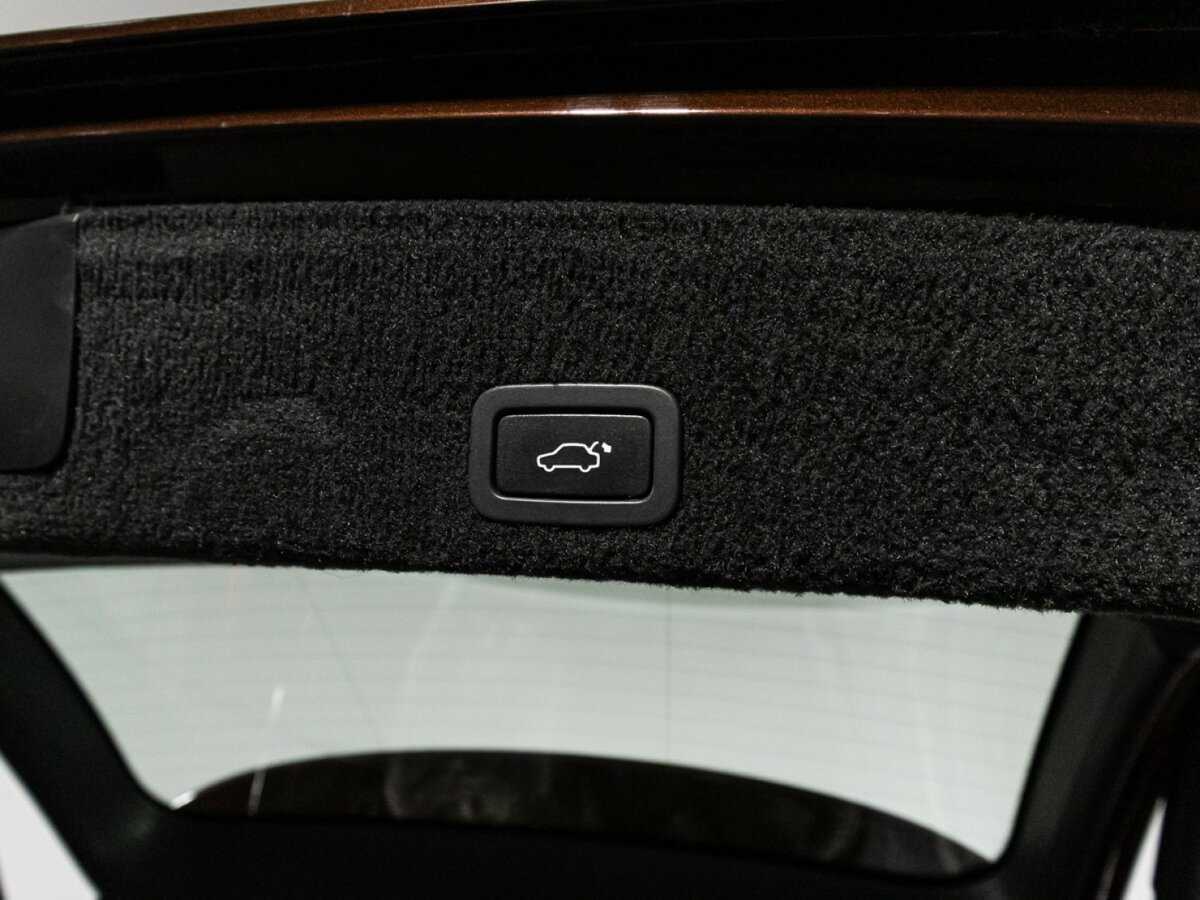 Volvo XC60 с пробегом — 2014 год. Фото: #15