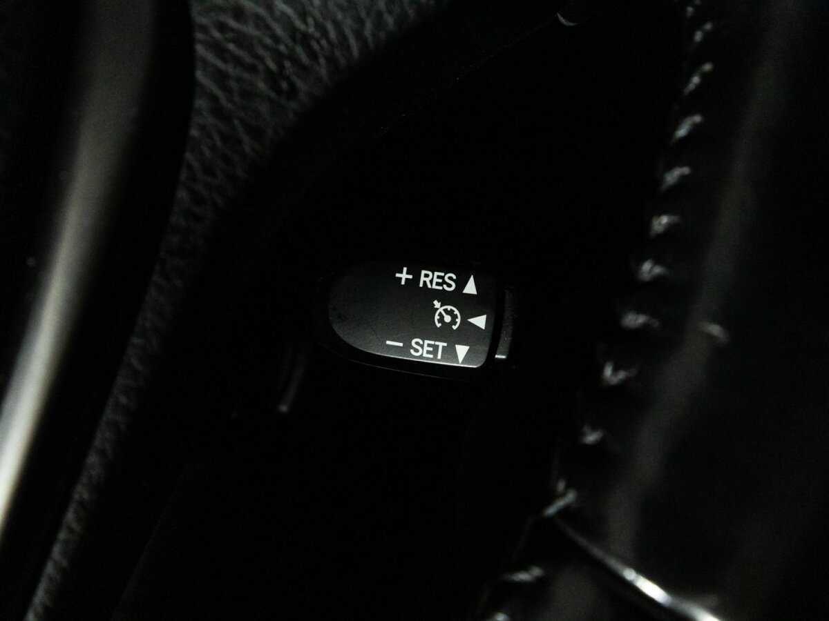 Toyota RAV4 с пробегом — 2019 год. Фото: #21