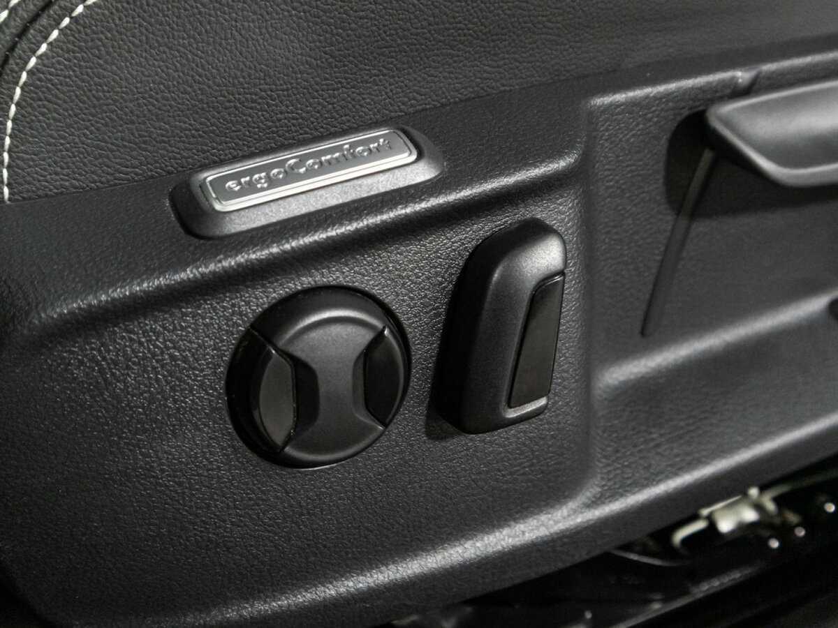 Volkswagen Passat с пробегом — 2020 год. Фото: #15