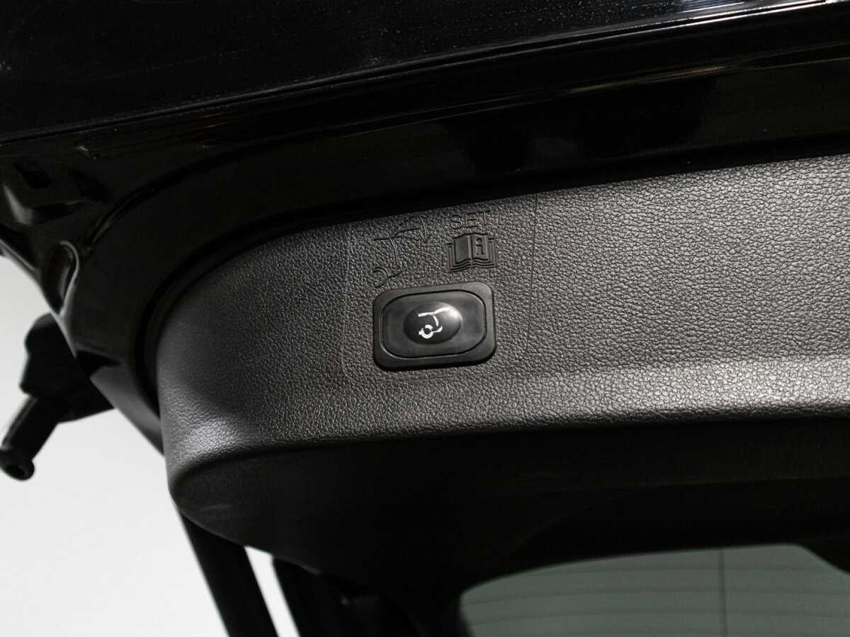 Ford Kuga с пробегом — 2017 год. Фото: #15