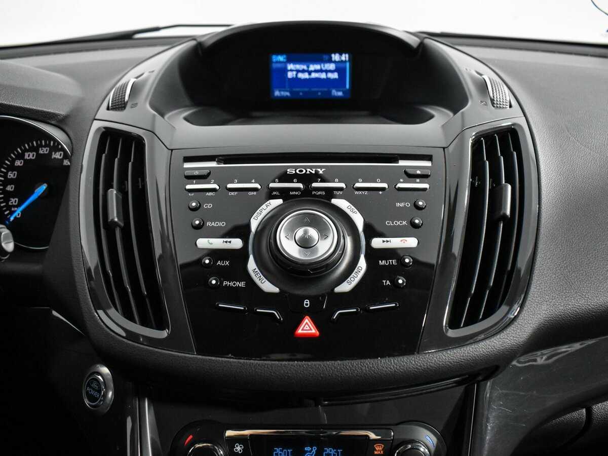 Ford Kuga с пробегом — 2013 год. Фото: #17