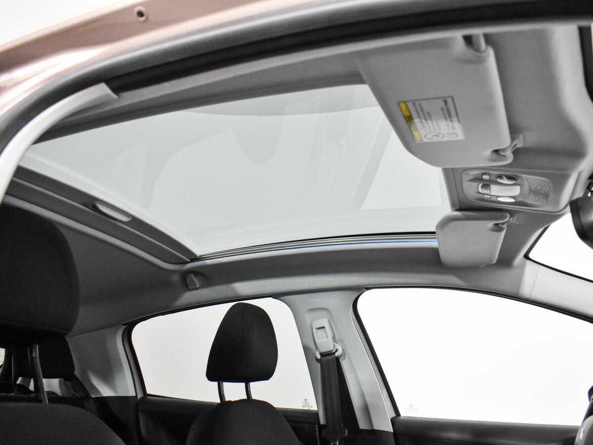 Peugeot 208 с пробегом — 2014 год. Фото: #17