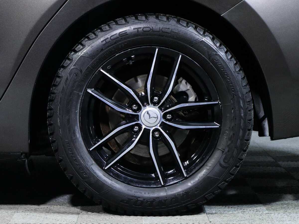 Mazda 3 с пробегом — 2014 год. Фото: #14