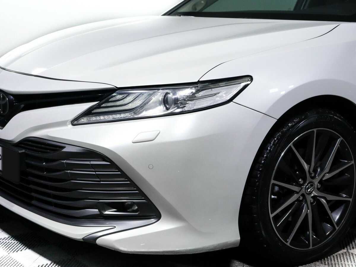 Toyota Camry с пробегом — 2019 год. Фото: #13