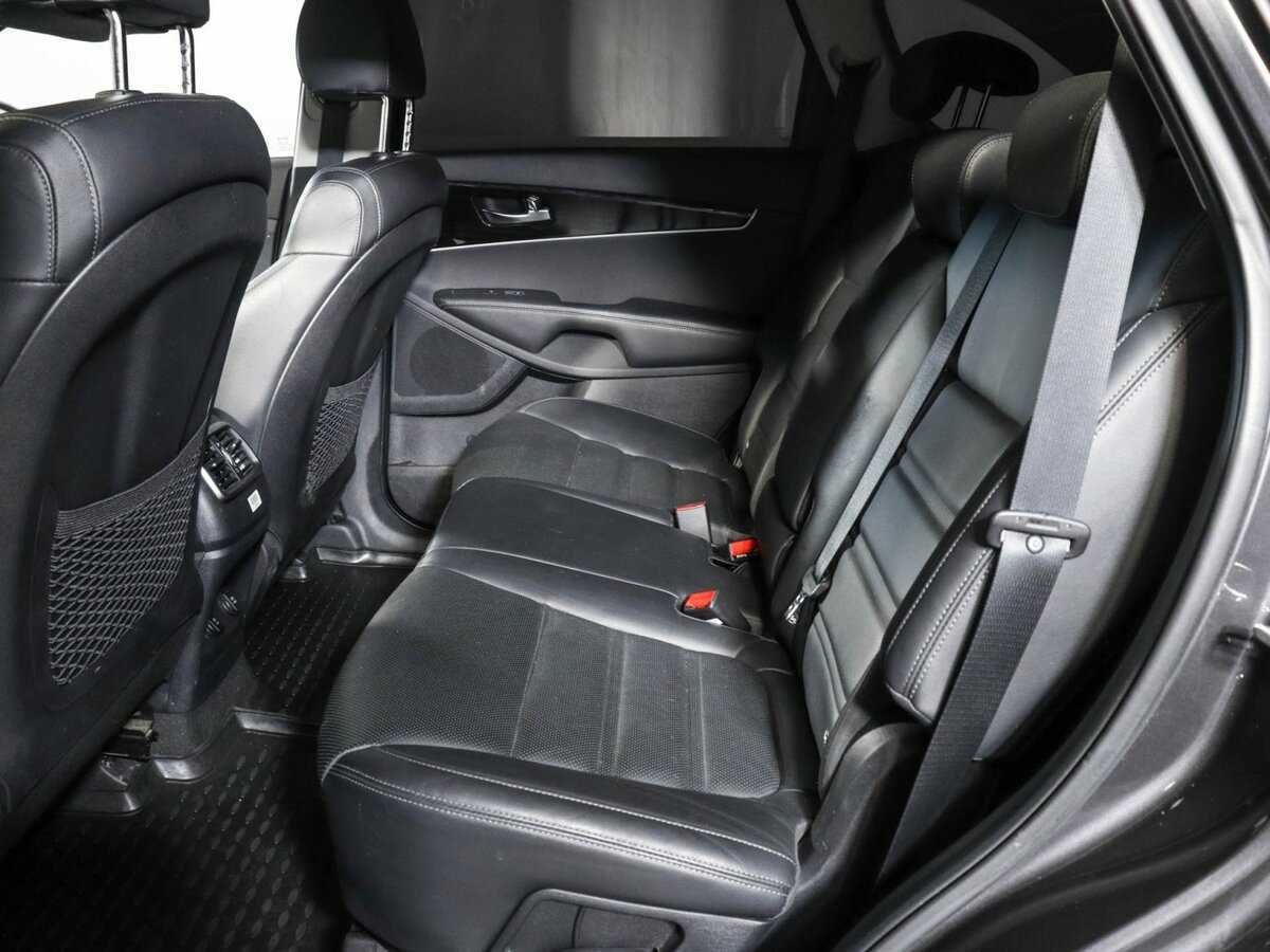Kia Sorento с пробегом — 2019 год. Фото: #4
