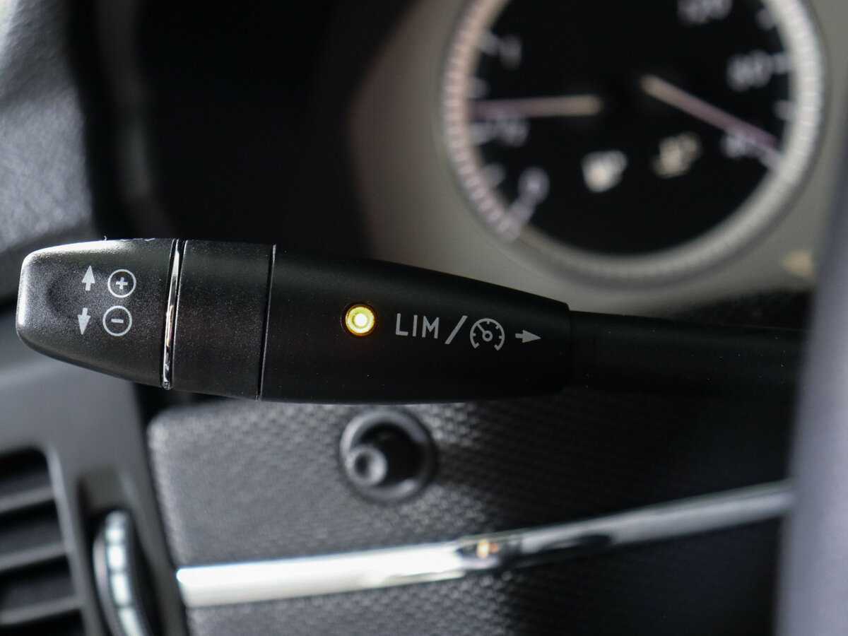 Mercedes-Benz GLK-Класс с пробегом — 2012 год. Фото: #17