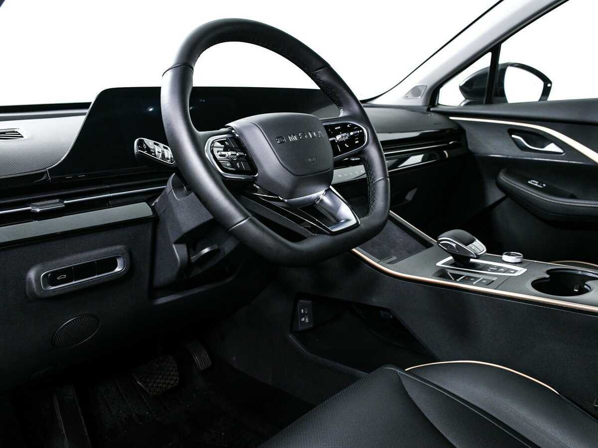 OMODA C5 с пробегом — 2024 год. Фото: #12