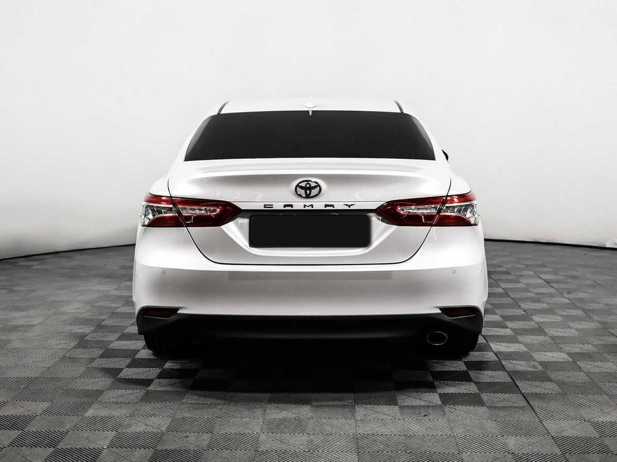 Toyota Camry с пробегом — 2019 год. Фото: #5