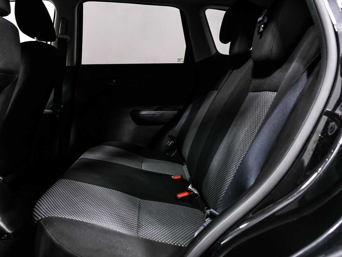 Suzuki Vitara с пробегом — 2016 год. Фото: #12