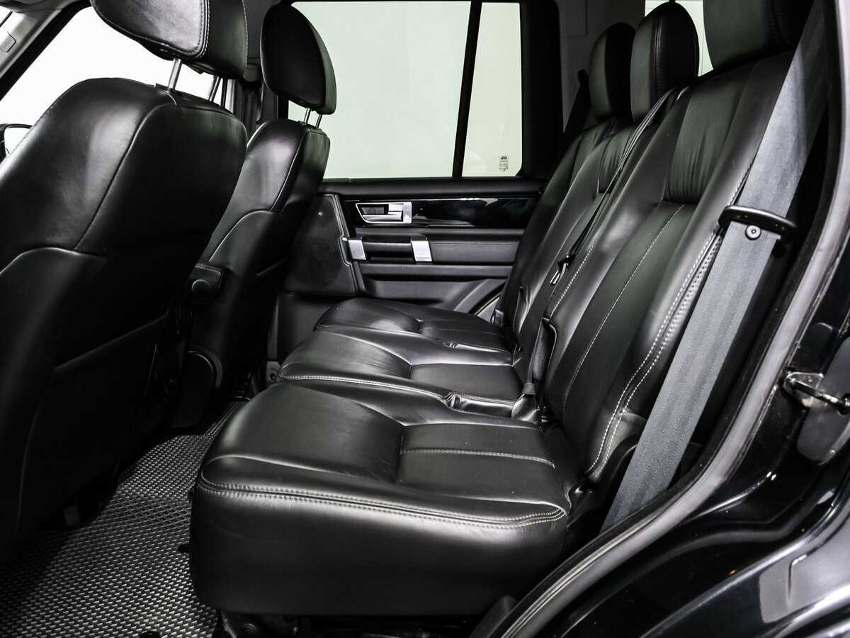 Land Rover Discovery с пробегом — 2015 год. Фото: #11