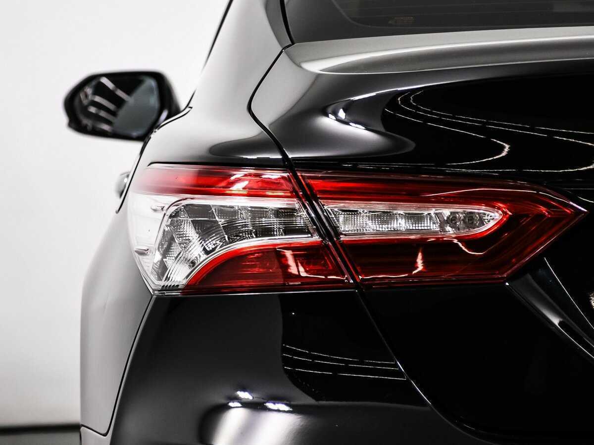 Toyota Camry с пробегом — 2019 год. Фото: #14