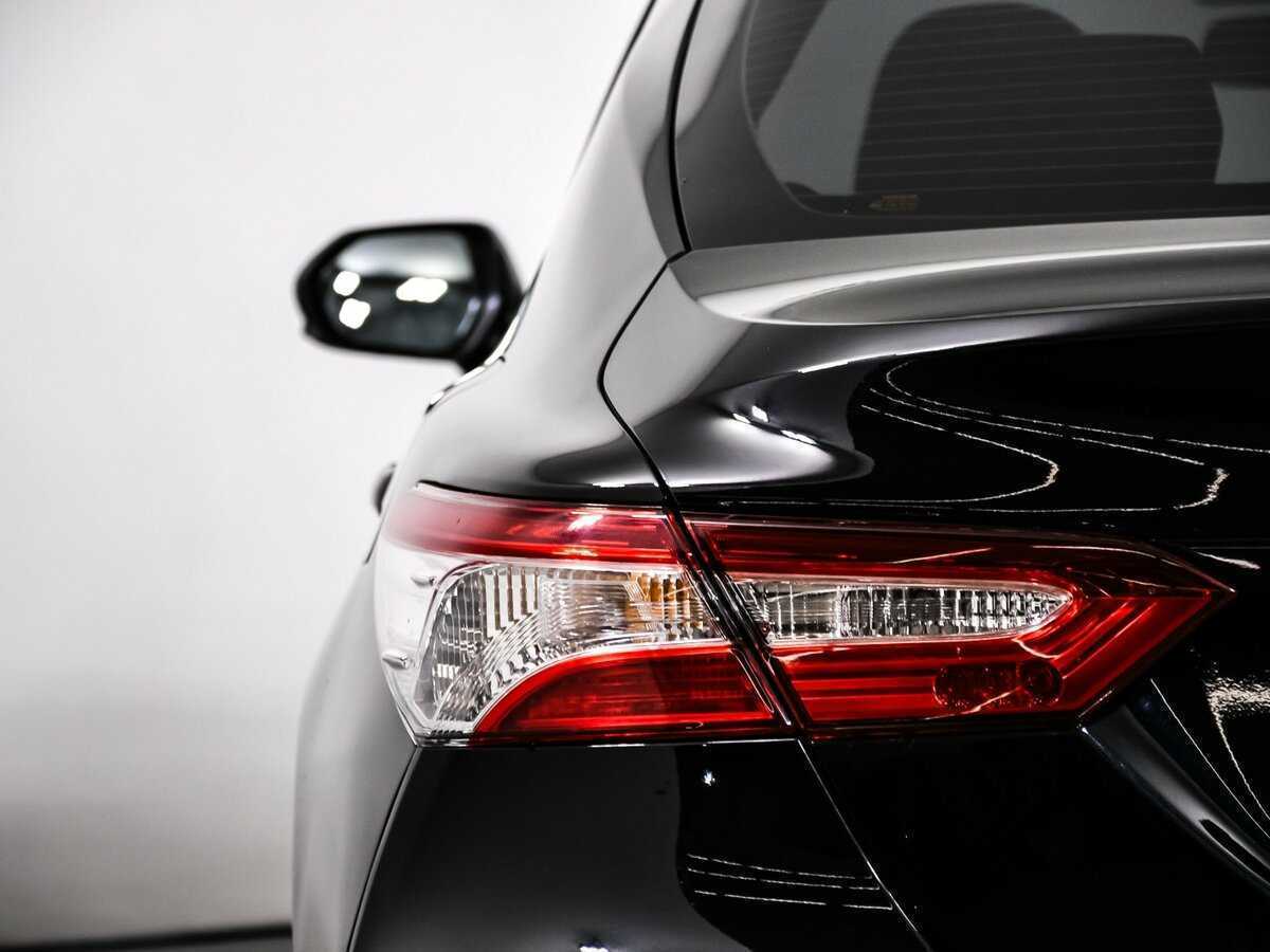 Toyota Camry с пробегом — 2022 год. Фото: #15