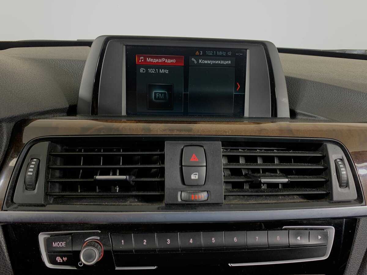 BMW 3 серии с пробегом — 2017 год. Фото: #12