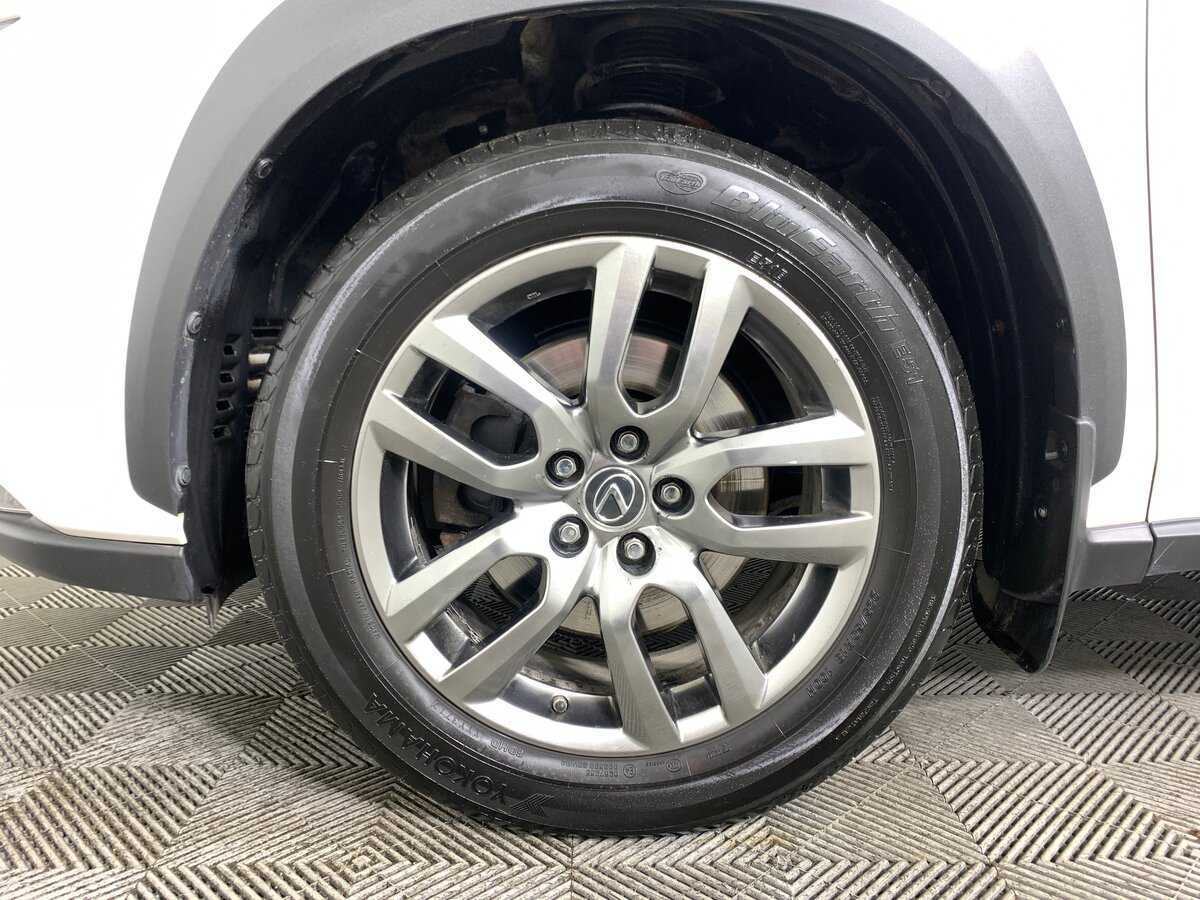 Lexus NX с пробегом — 2017 год. Фото: #8