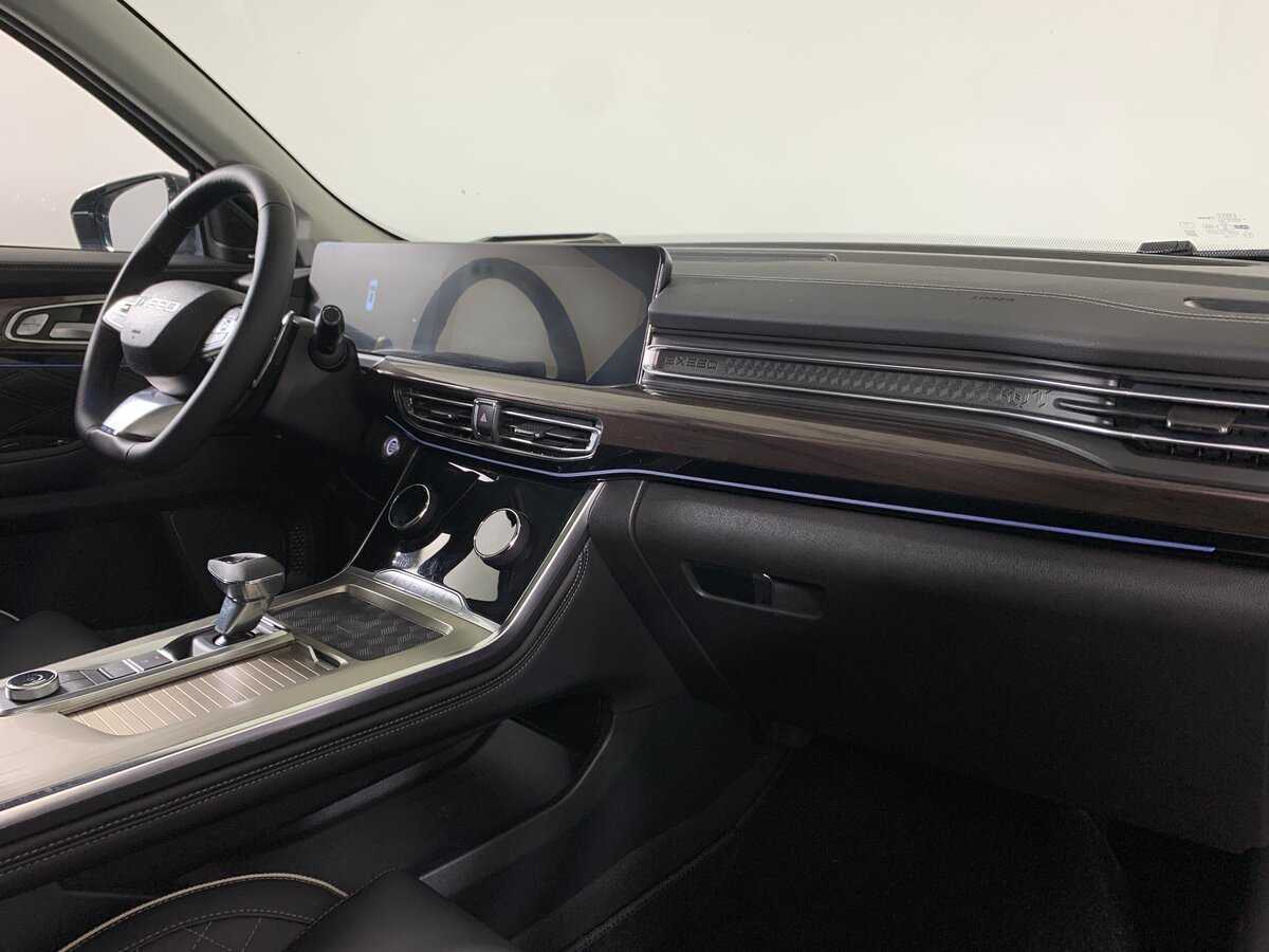 EXEED VX с пробегом — 2022 год. Фото: #13