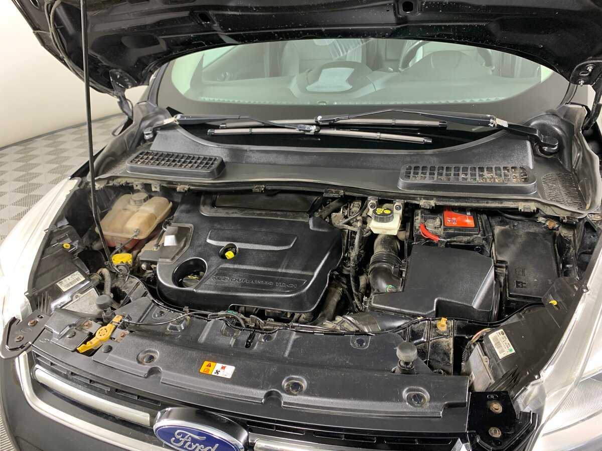 Ford Kuga с пробегом — 2014 год. Фото: #9