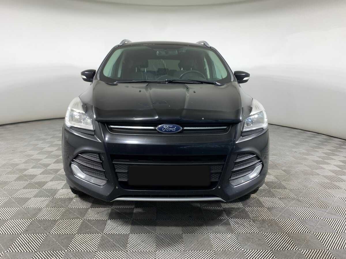 Ford Kuga с пробегом — 2015 год. Фото: #1