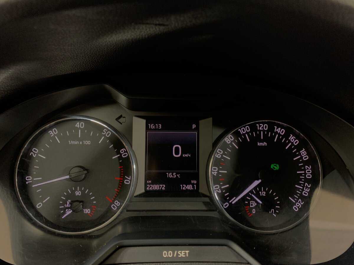 Skoda Octavia с пробегом — 2015 год. Фото: #14