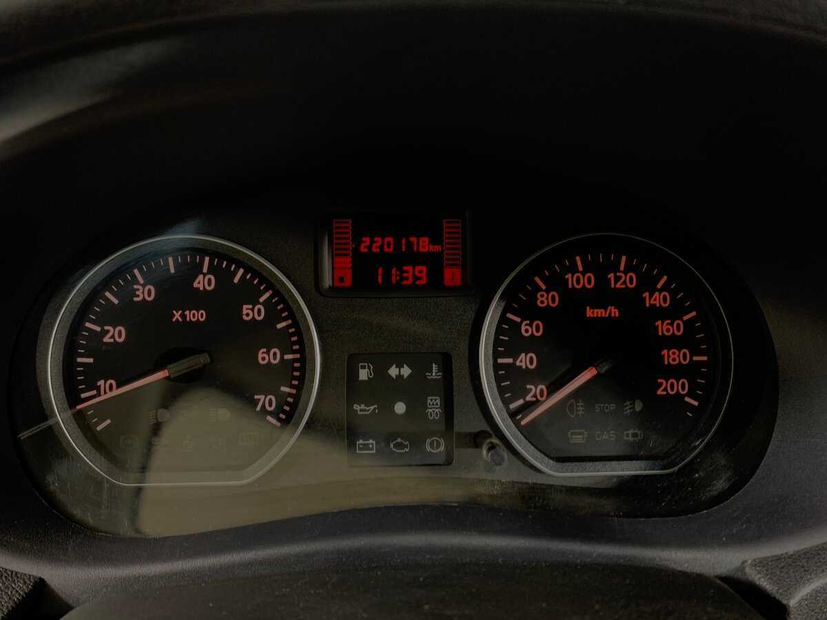 Nissan Almera с пробегом — 2014 год. Фото: #13