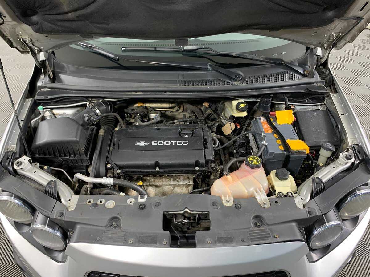 Chevrolet Aveo с пробегом — 2014 год. Фото: #10