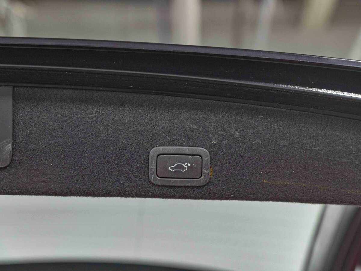 Volvo XC60 с пробегом — 2015 год. Фото: #18