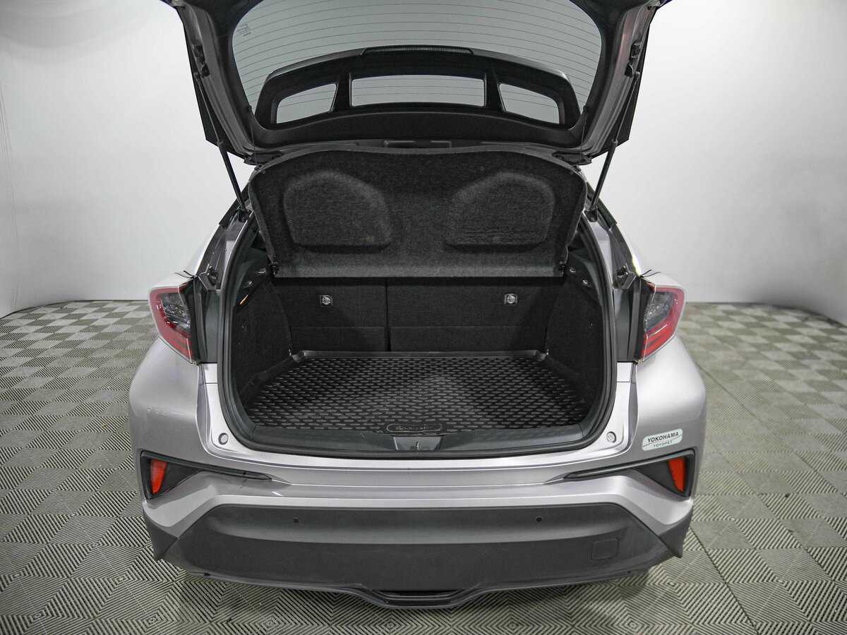 Toyota C-HR с пробегом — 2017 год. Фото: #14