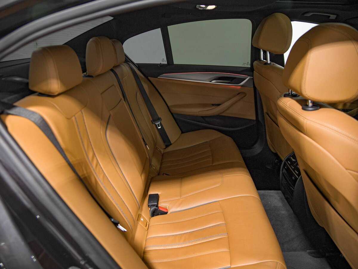BMW 5 серии с пробегом — 2017 год. Фото: #14