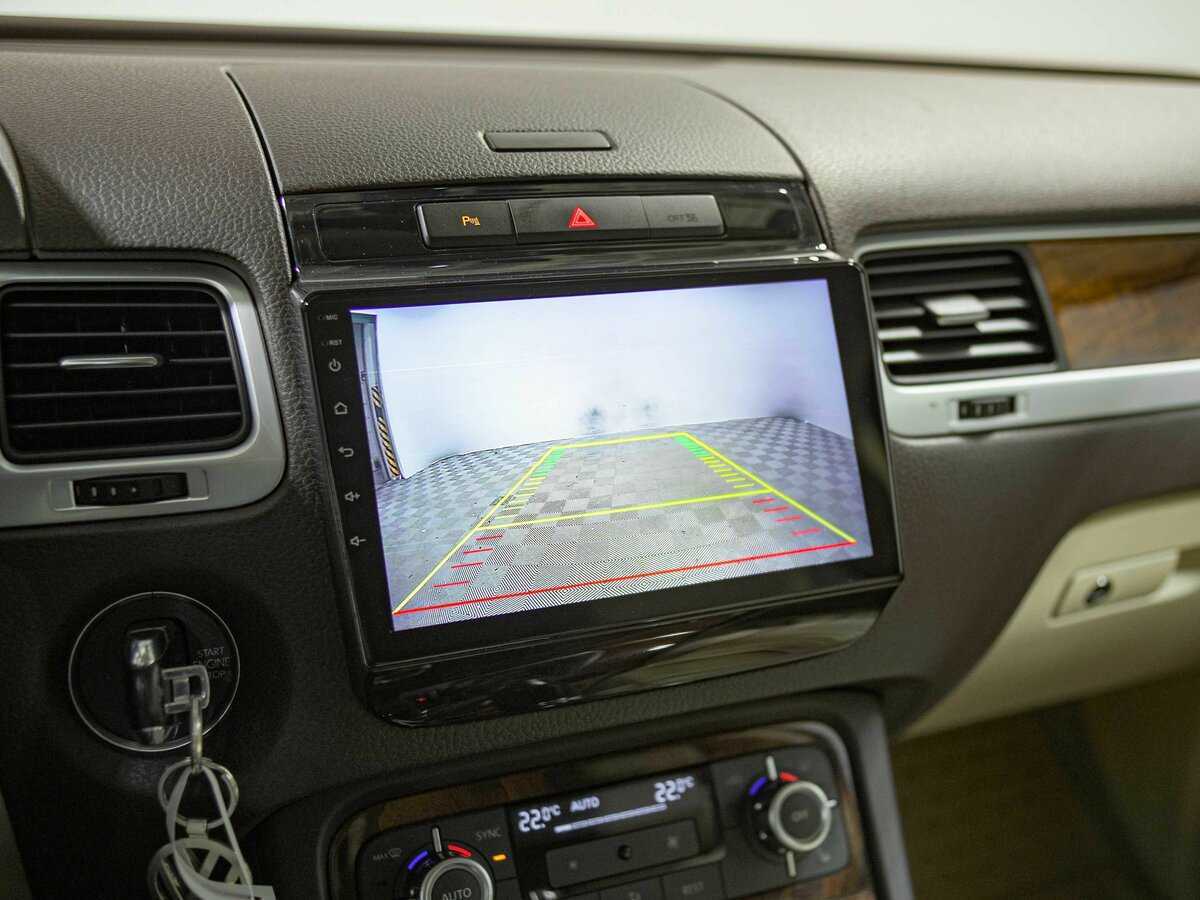 Volkswagen Touareg с пробегом — 2013 год. Фото: #10