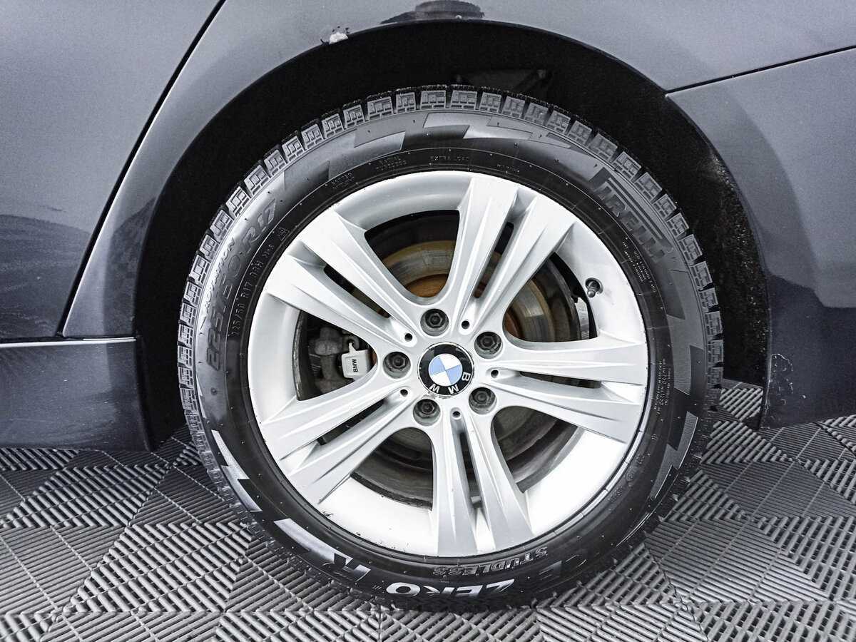 BMW 3 серии с пробегом — 2014 год. Фото: #17