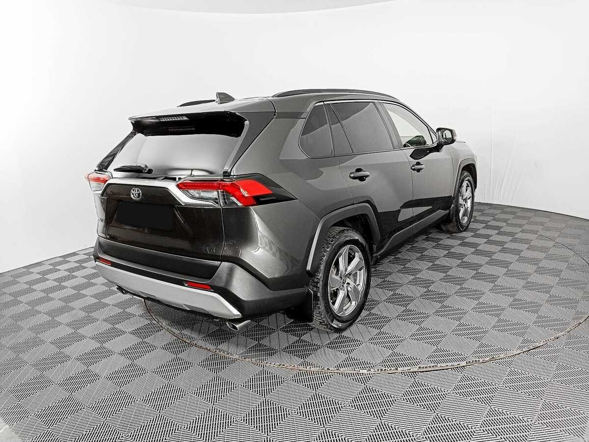 Toyota RAV4 с пробегом — 2019 год. Фото: #4