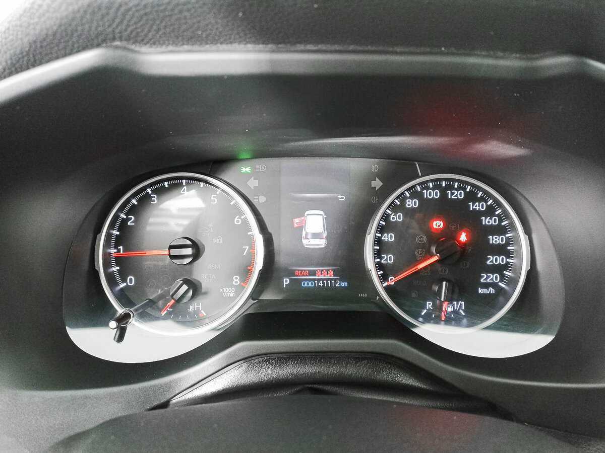 Toyota RAV4 с пробегом — 2019 год. Фото: #10