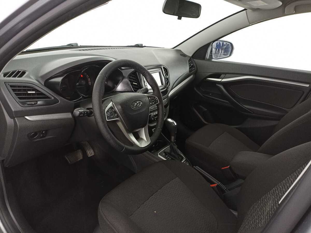 Lada (ВАЗ) Vesta с пробегом — 2020 год. Фото: #15