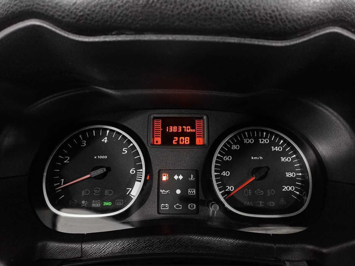 Renault Duster с пробегом — 2013 год. Фото: #10