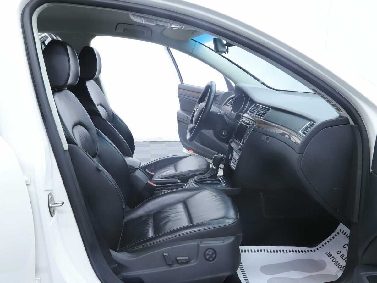 Skoda Superb с пробегом — 2013 год. Фото: #12