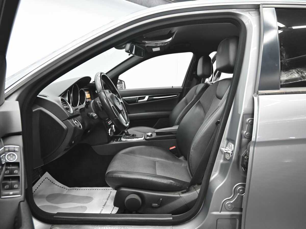 Mercedes-Benz C-Класс с пробегом — 2012 год. Фото: #6