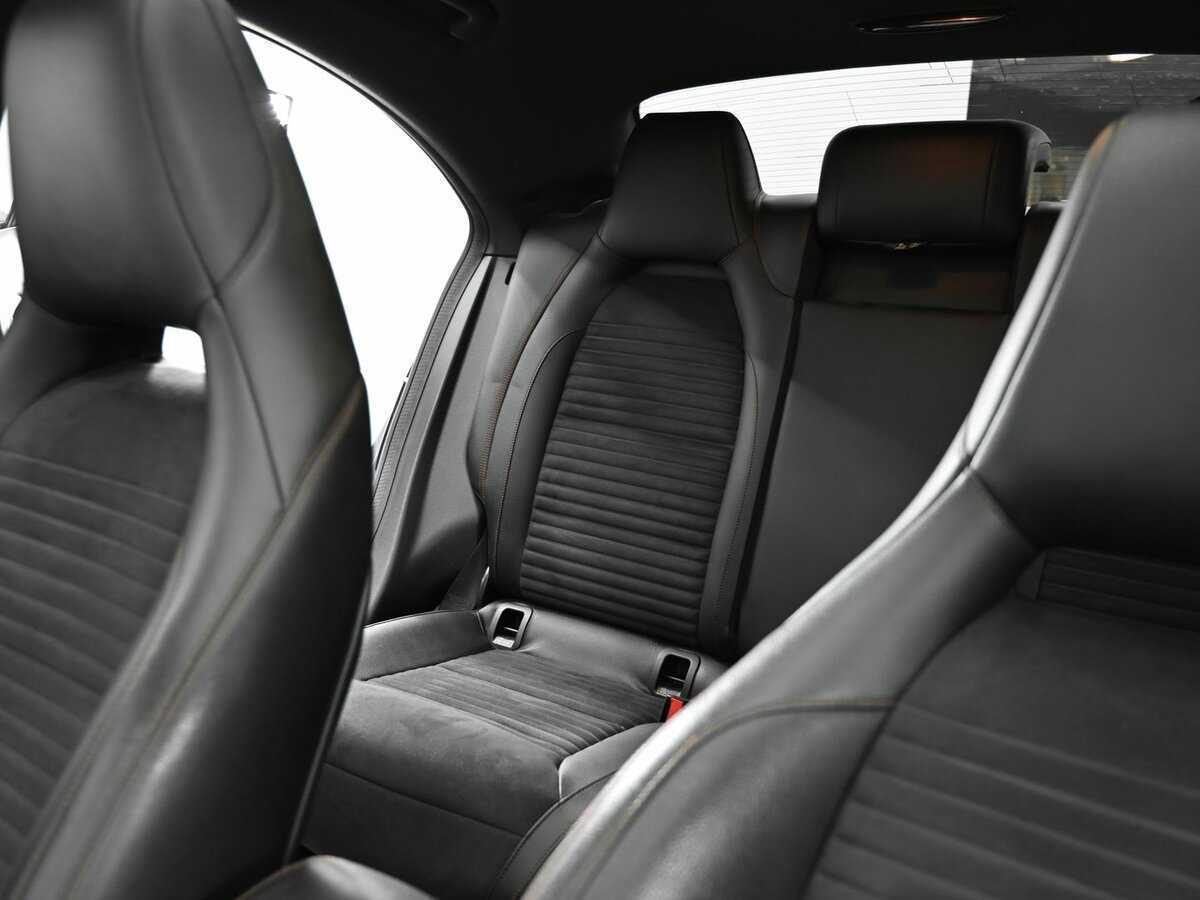 Mercedes-Benz CLA с пробегом — 2013 год. Фото: #18