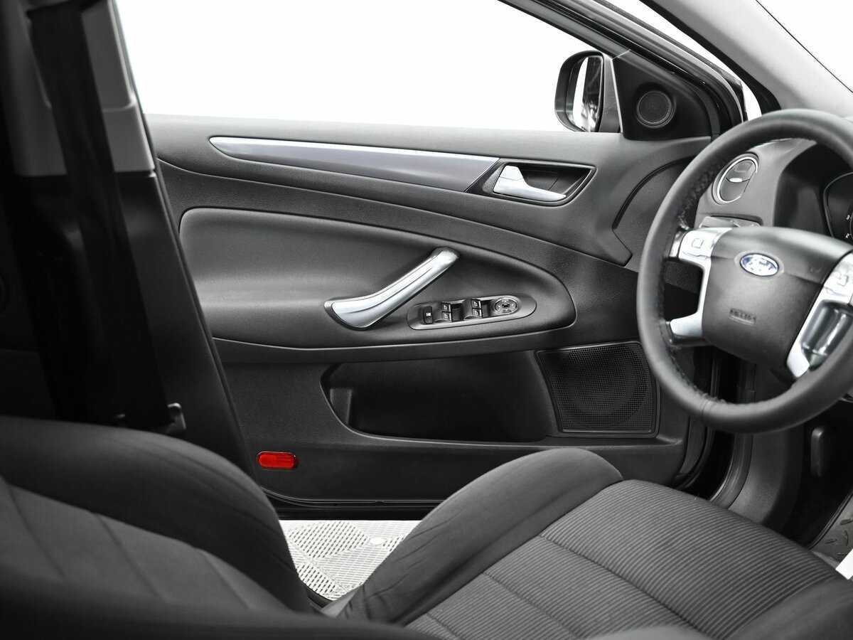 Ford Mondeo с пробегом — 2012 год. Фото: #4