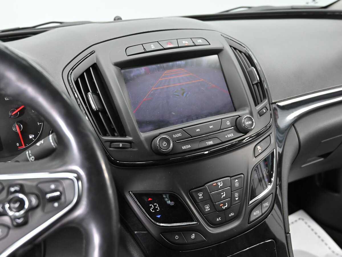 Opel Insignia с пробегом — 2014 год. Фото: #9