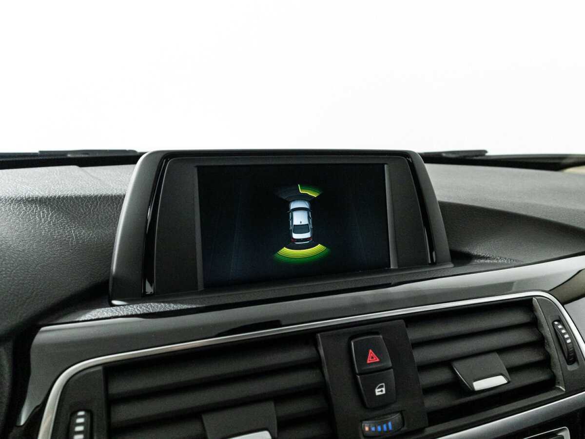 BMW 3 серии с пробегом — 2018 год. Фото: #15