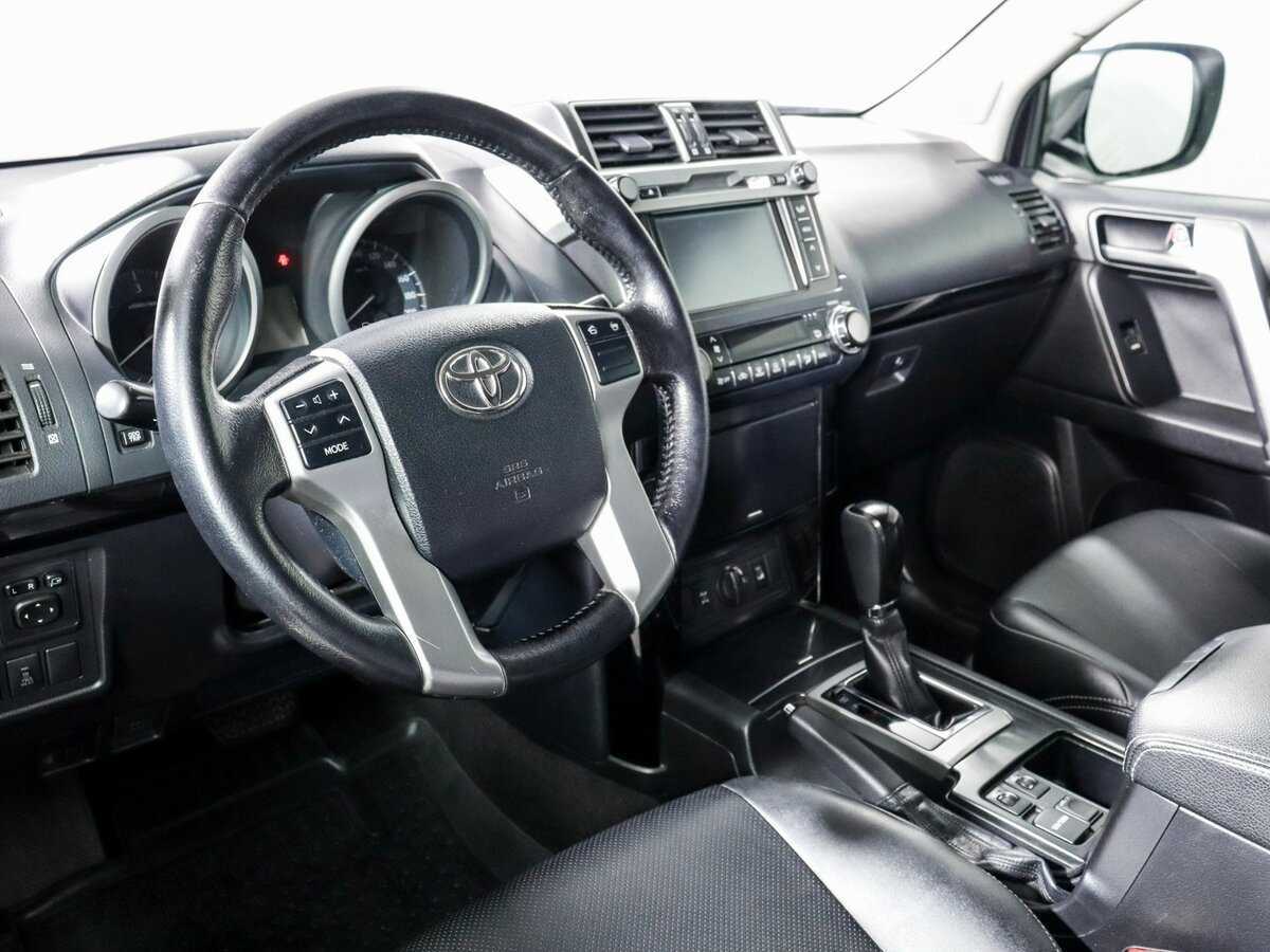 Toyota Land Cruiser Prado с пробегом — 2014 год. Фото: #10