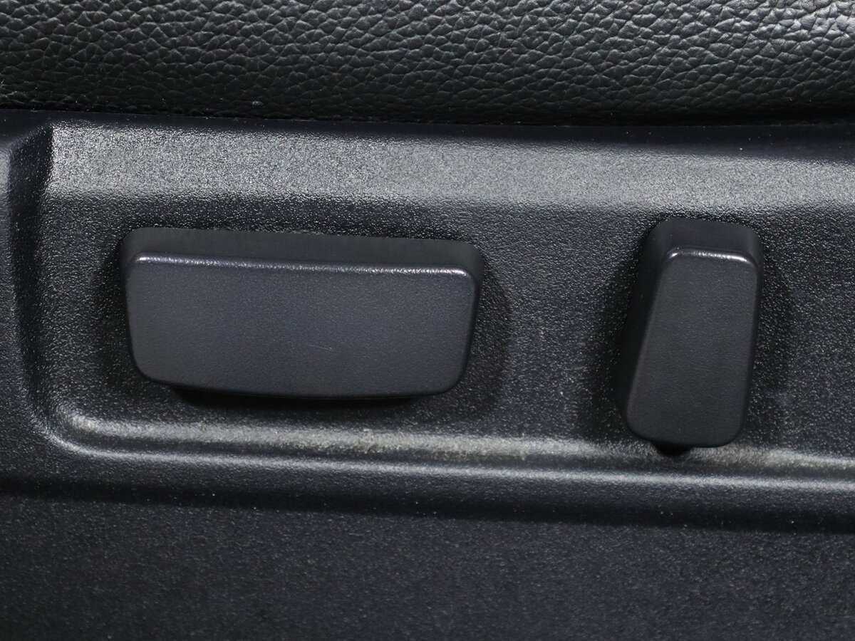 Mitsubishi Outlander с пробегом — 2014 год. Фото: #11