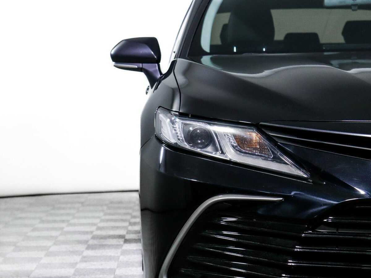 Toyota Camry с пробегом — 2021 год. Фото: #14
