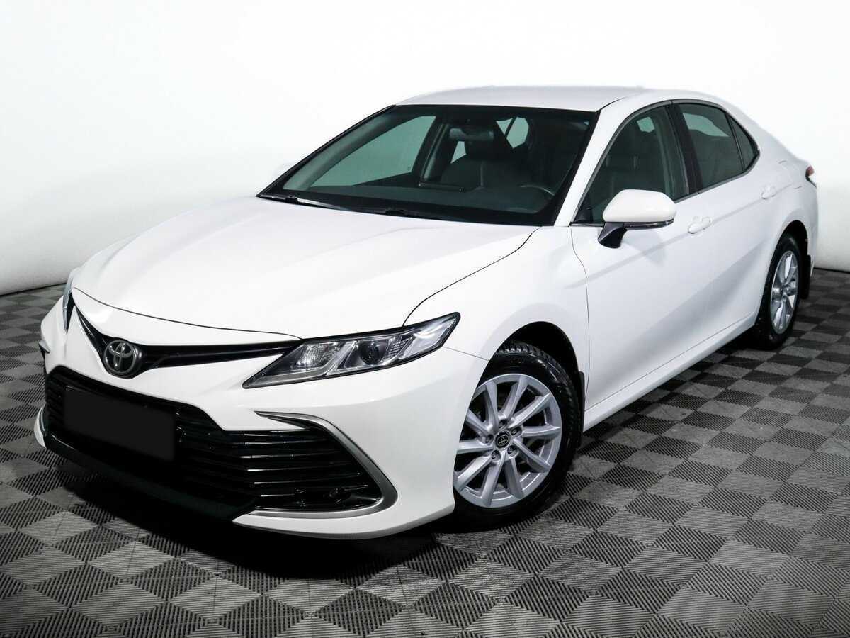 Toyota Camry с пробегом — 2021 год. Фото: #15