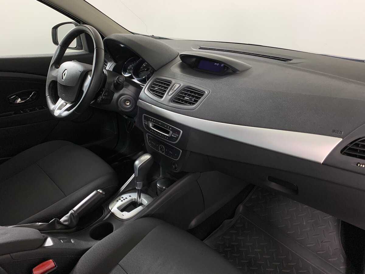 Renault Fluence с пробегом — 2013 год. Фото: #13