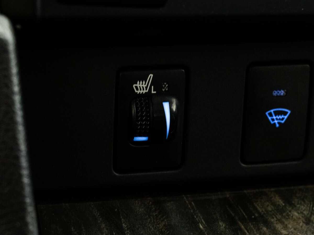 Toyota Camry с пробегом — 2015 год. Фото: #17