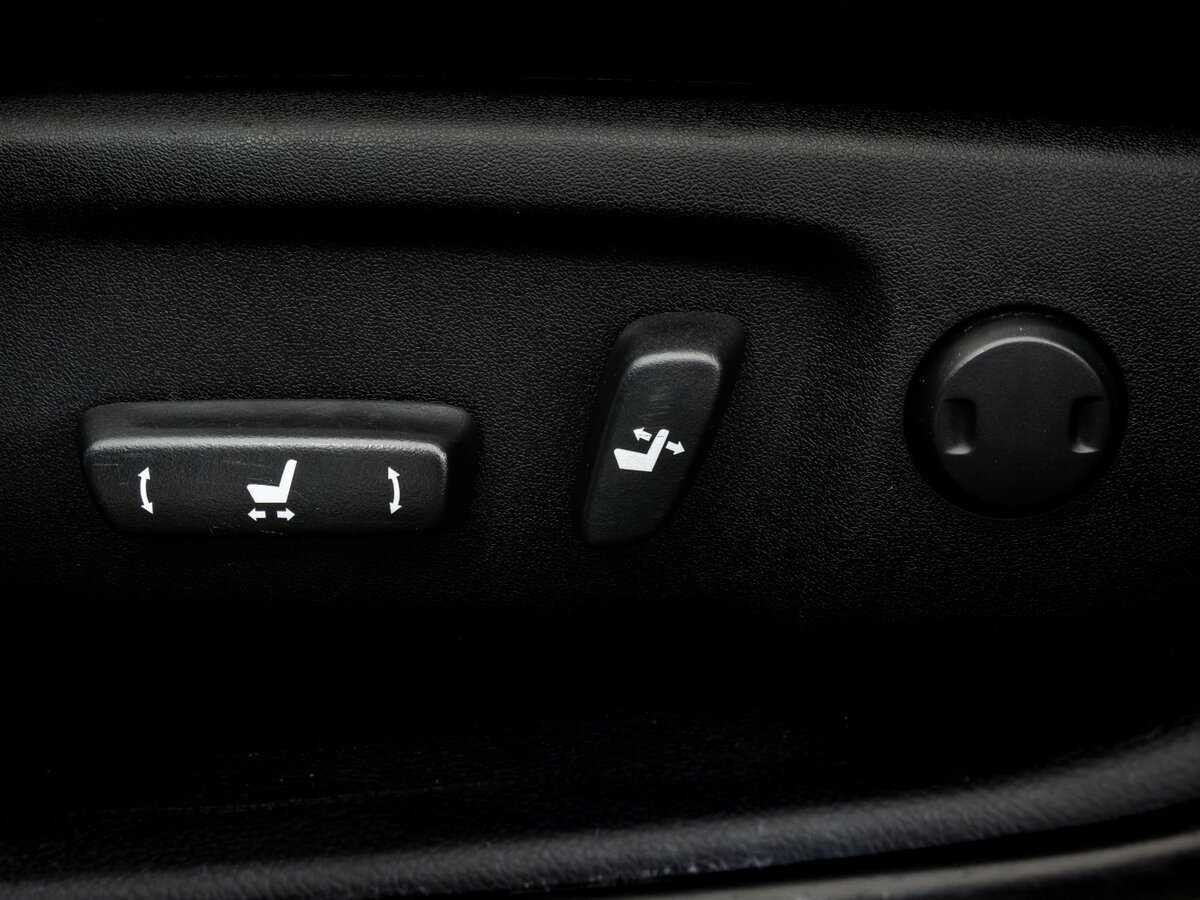 Toyota Camry с пробегом — 2015 год. Фото: #18