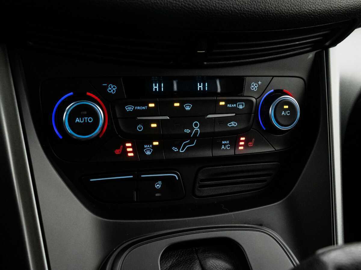 Ford Kuga с пробегом — 2017 год. Фото: #9