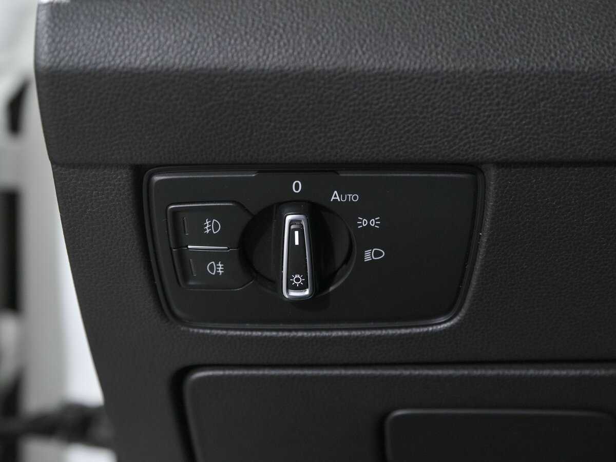 Volkswagen Passat с пробегом — 2015 год. Фото: #12